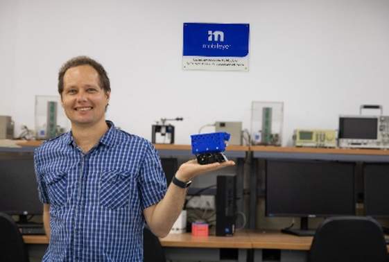 מערכת בקרת מנוע מבוססת Arduino בשילוב ממשק Simulink